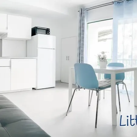 B-rent San Valentin Little Dreams Sea View 公寓 *